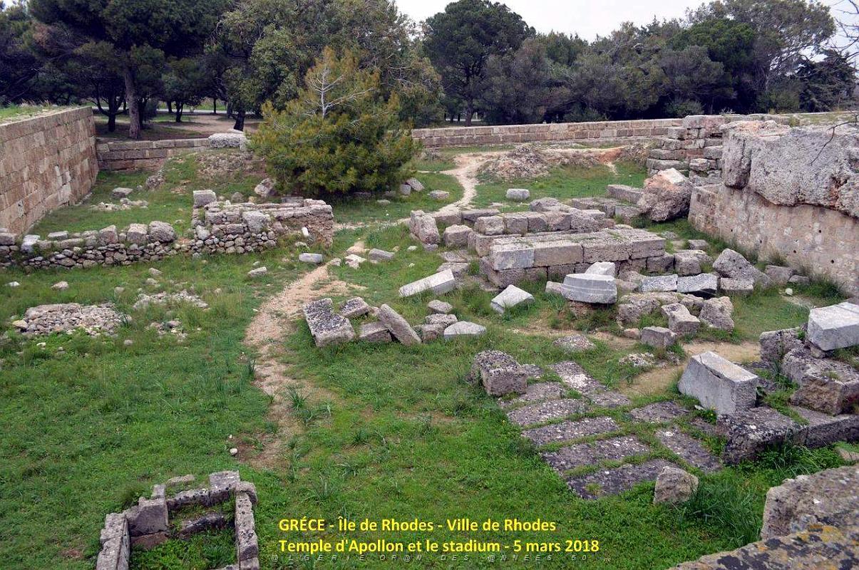 210- Rhodes ville et port d'honneur.JPG